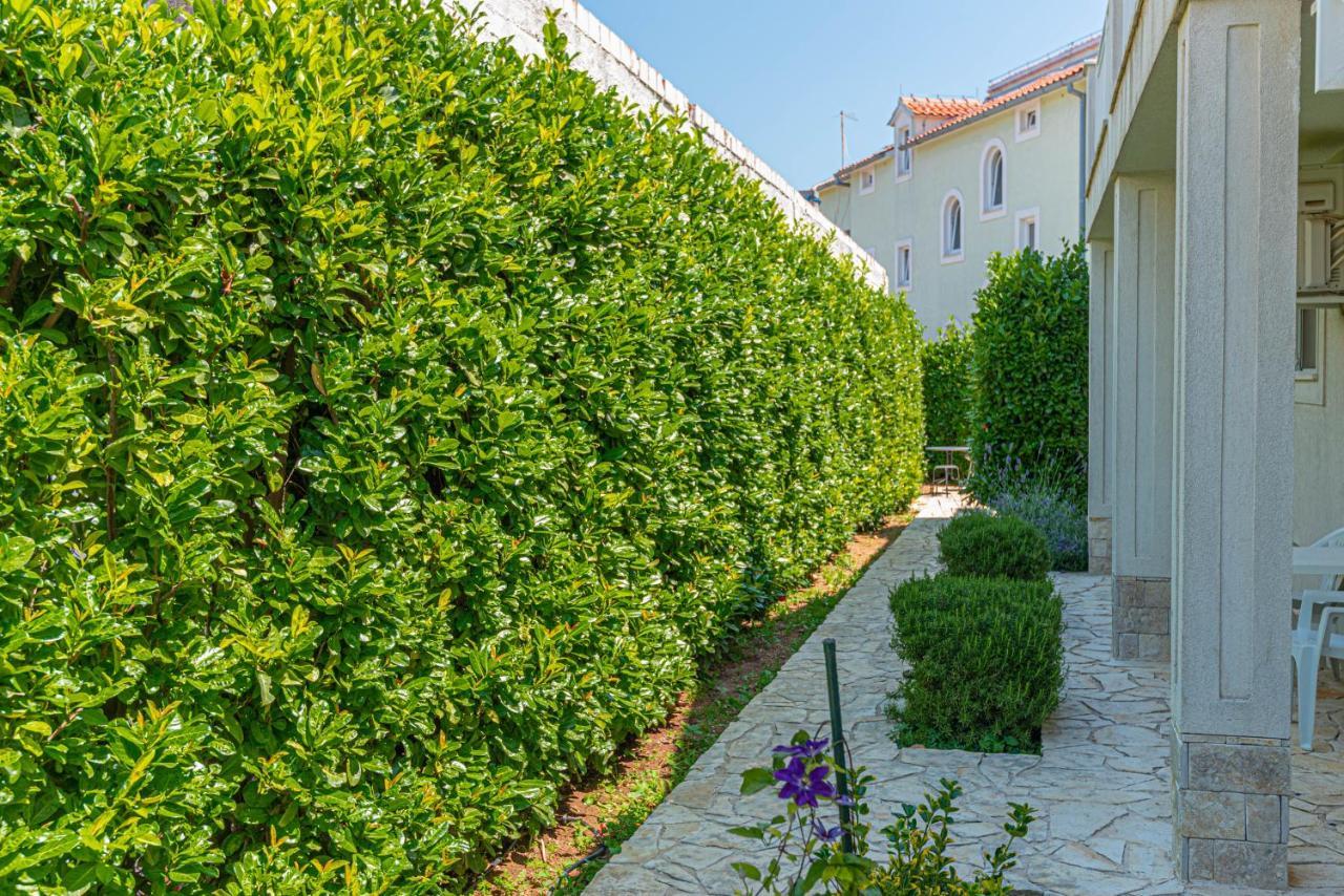 Apartments Villa Tribunj Tribalj Kültér fotó