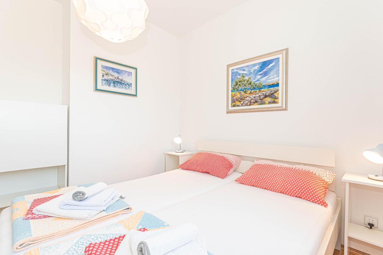 Apartments Villa Tribunj Tribalj Kültér fotó