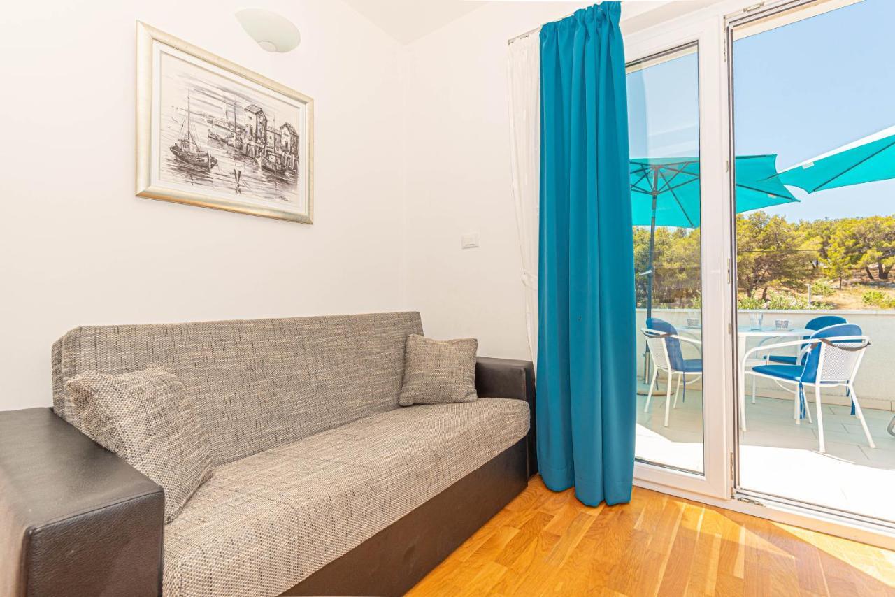 Apartments Villa Tribunj Tribalj Kültér fotó