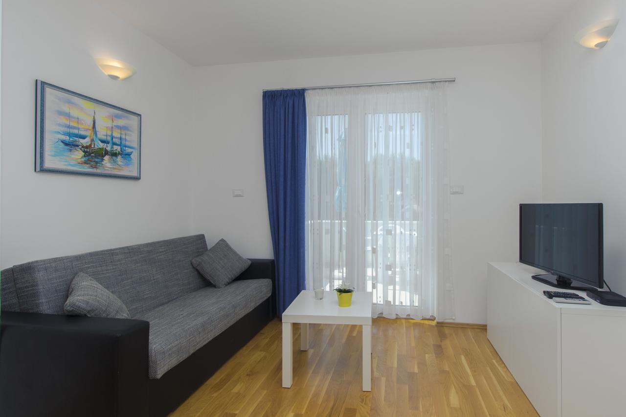 Apartments Villa Tribunj Tribalj Kültér fotó