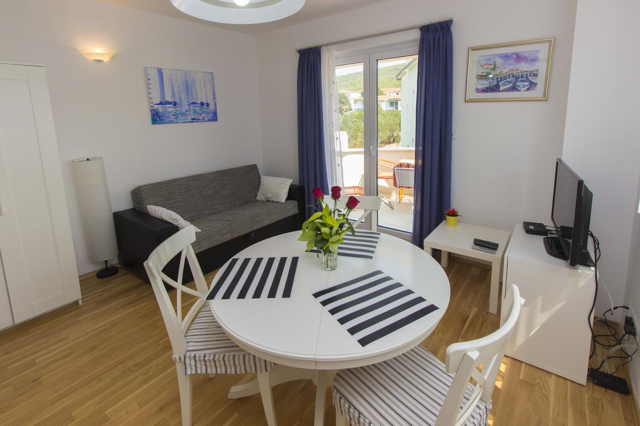 Apartments Villa Tribunj Tribalj Kültér fotó