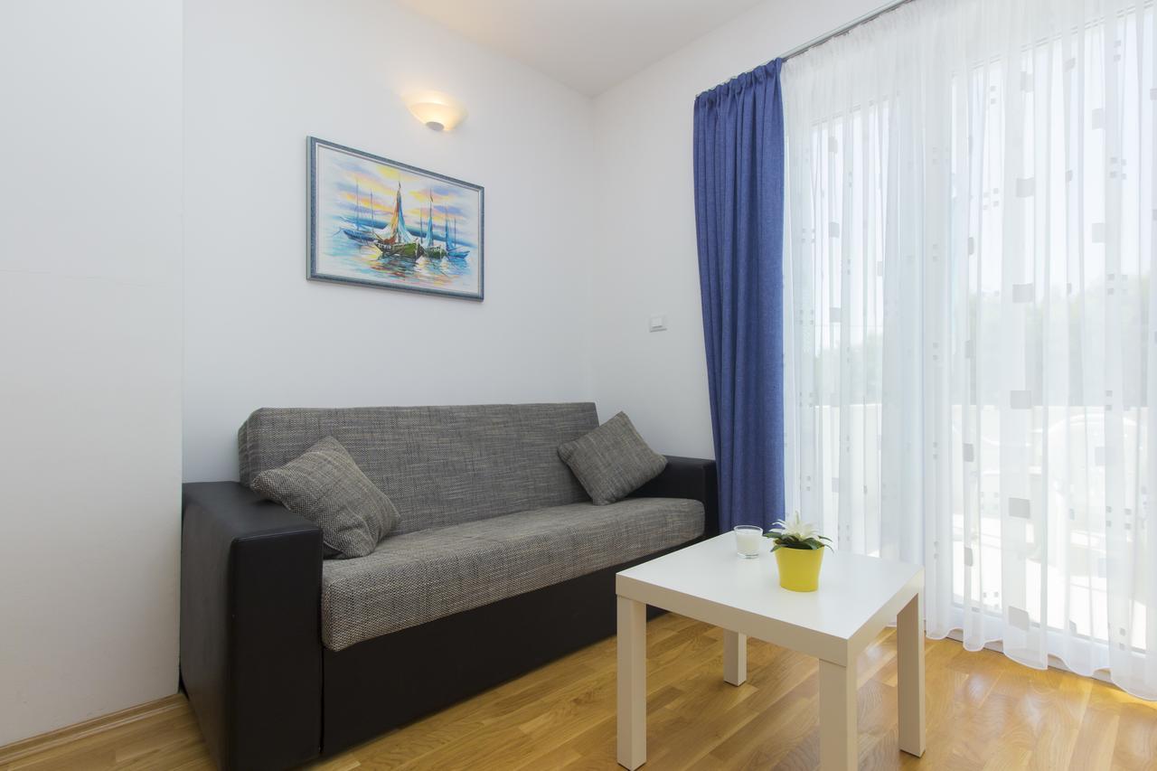 Apartments Villa Tribunj Tribalj Kültér fotó