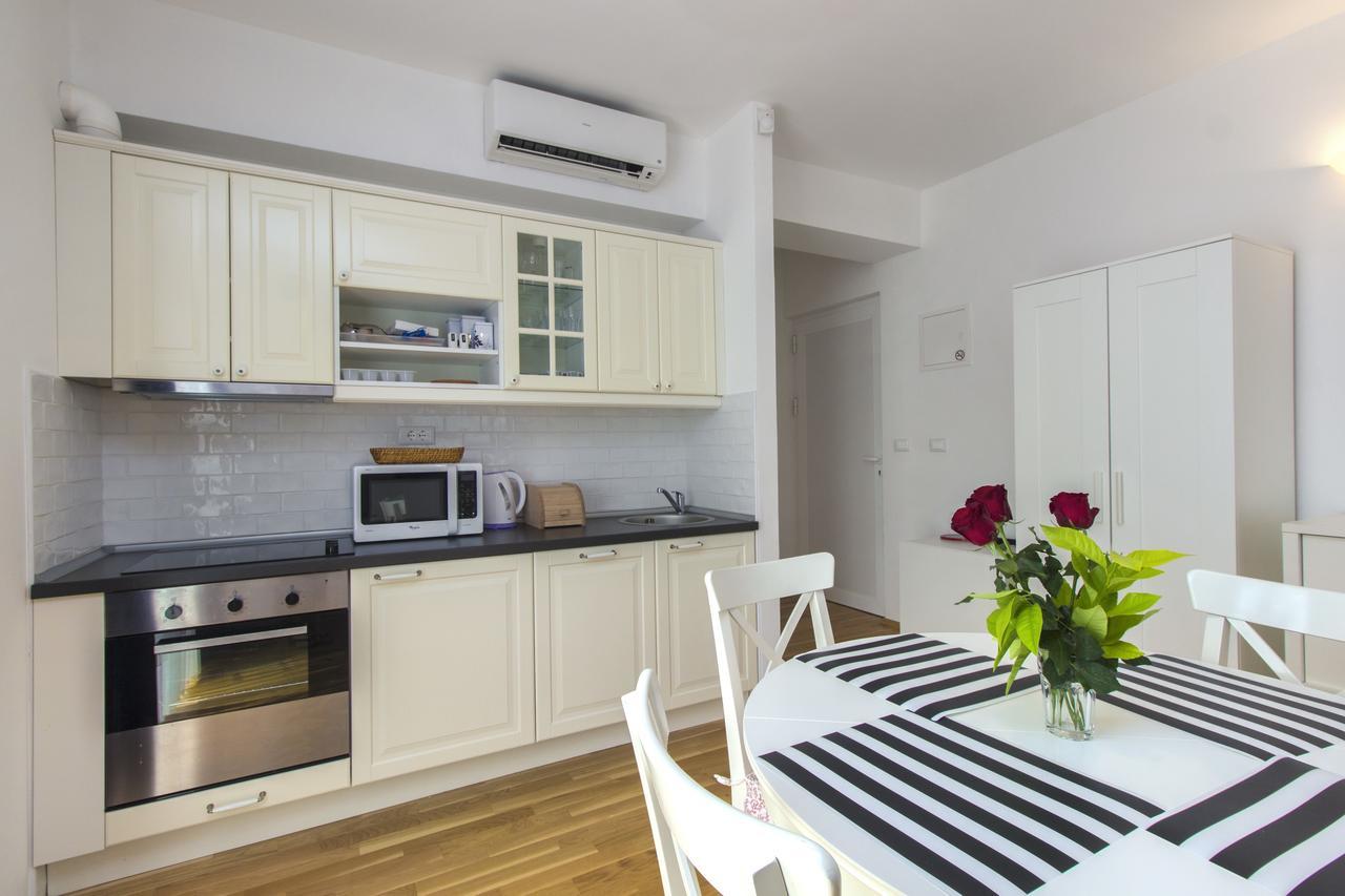 Apartments Villa Tribunj Tribalj Kültér fotó